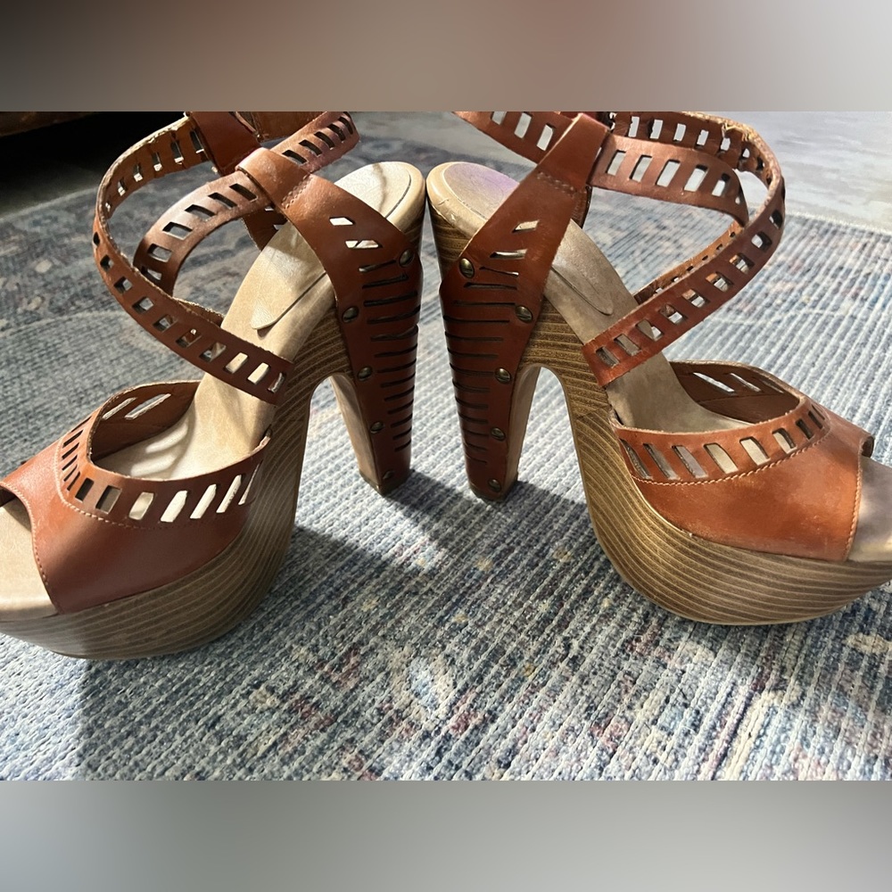 Jessica Simpson High Platform Ankle Strap Sandals Size 7